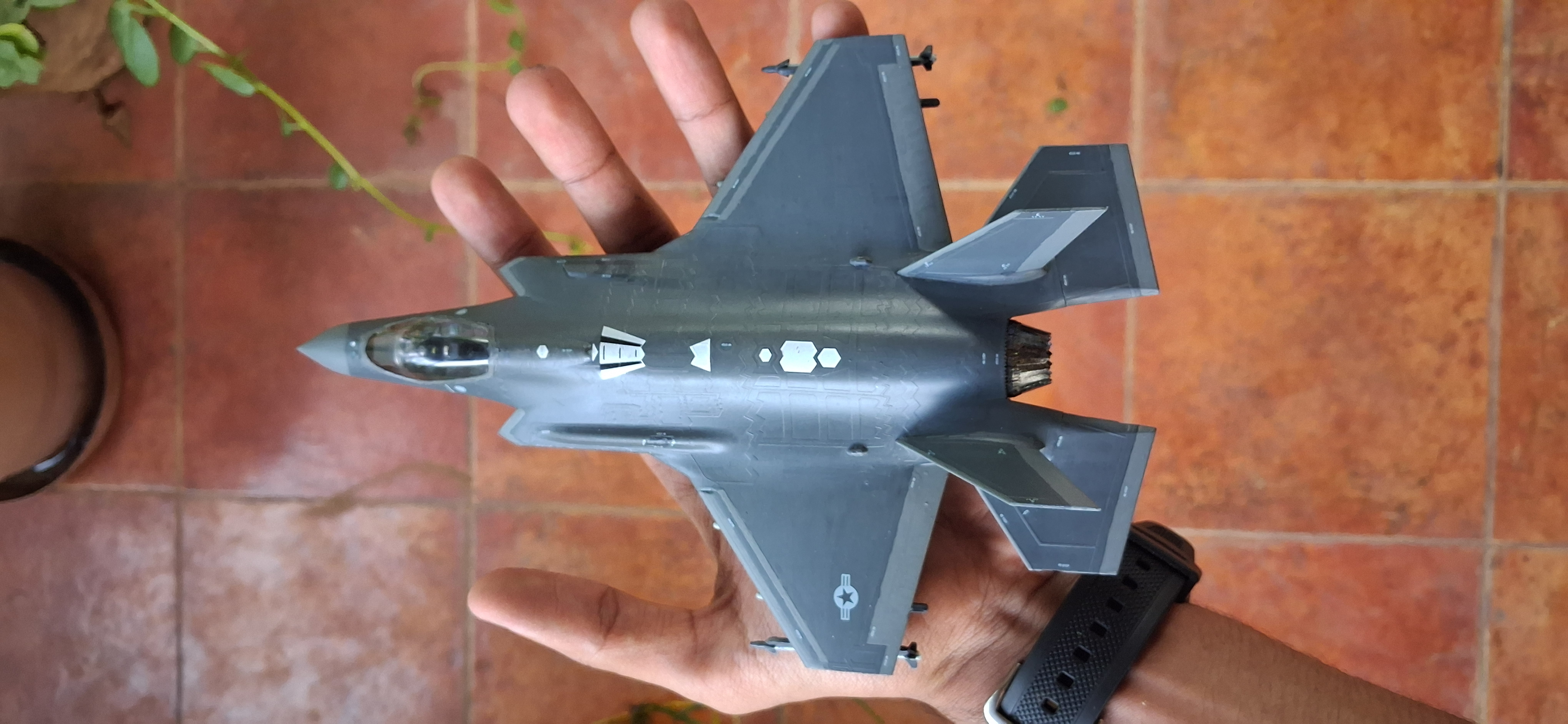f35
